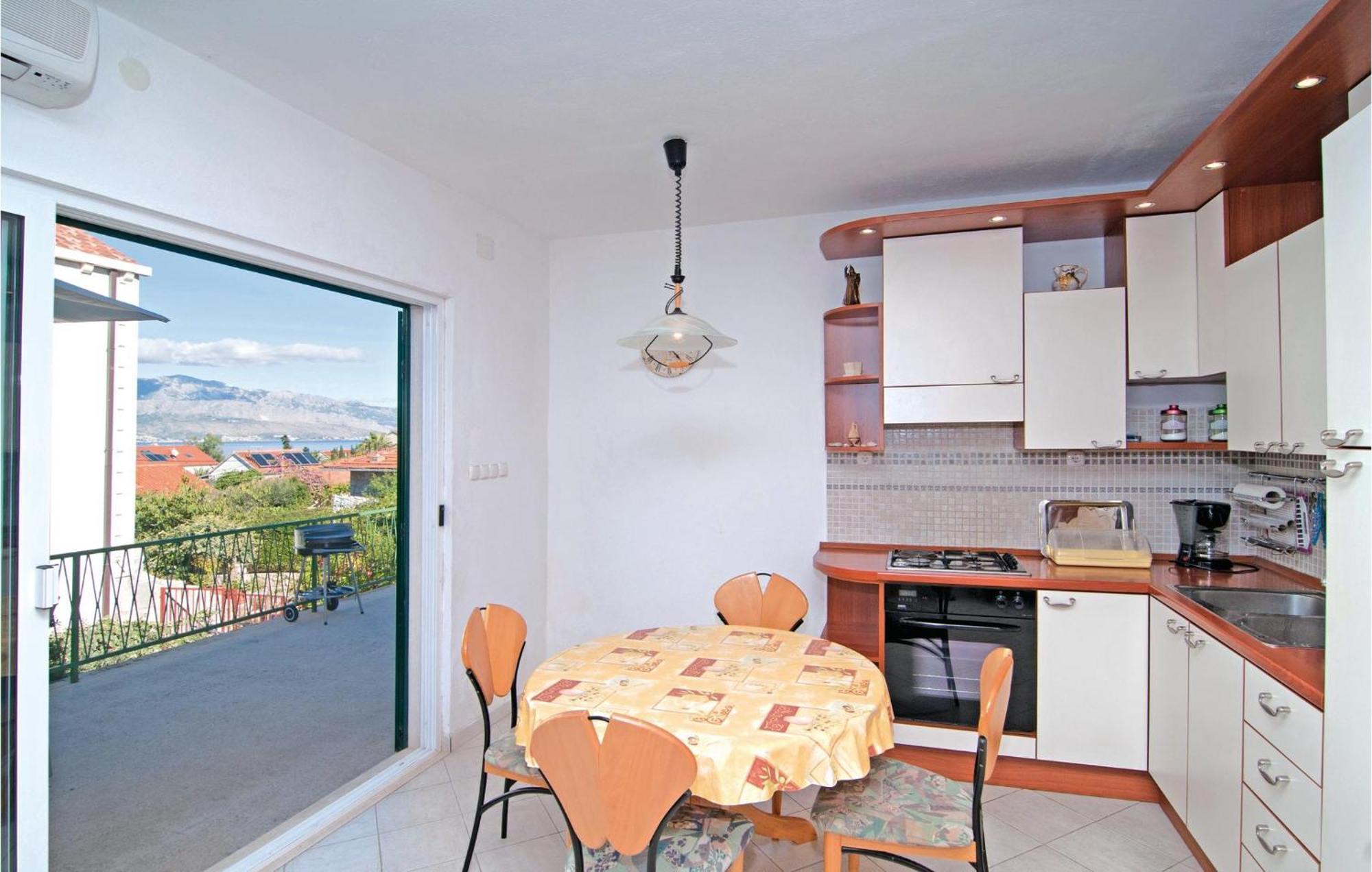 3 Bedroom Cozy Home In Supetar Extérieur photo