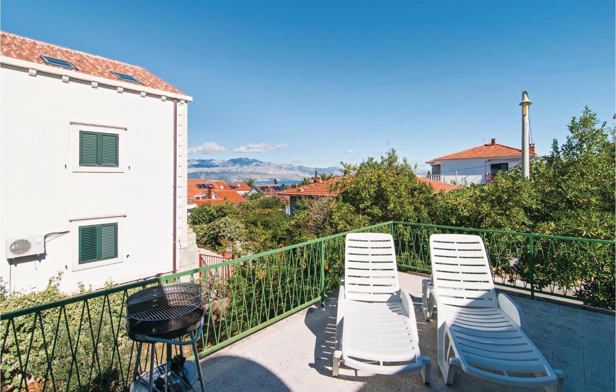 3 Bedroom Cozy Home In Supetar Extérieur photo